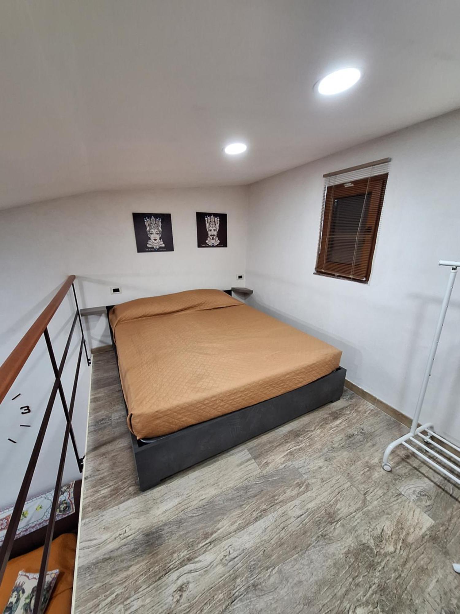 Tapia'S Rooms Big CTA Exterior foto